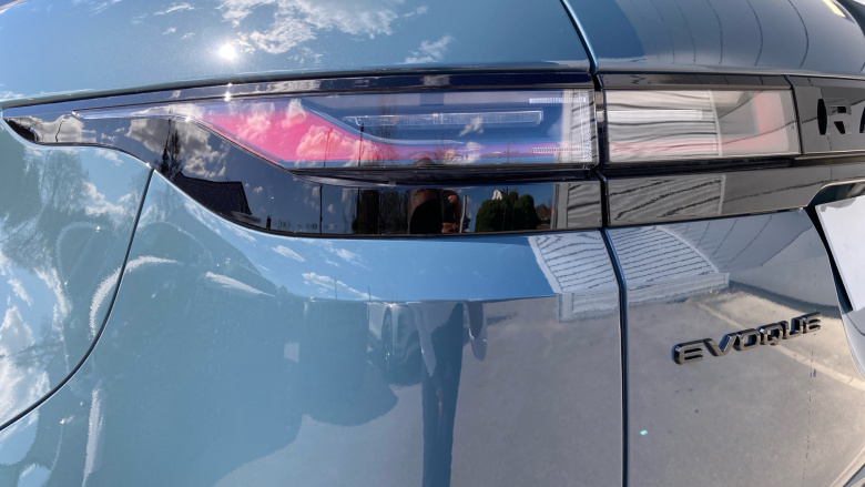 Land Rover Range Rover Evoque 2.0 D200 Edition 5dr Auto Diesel Hatchback